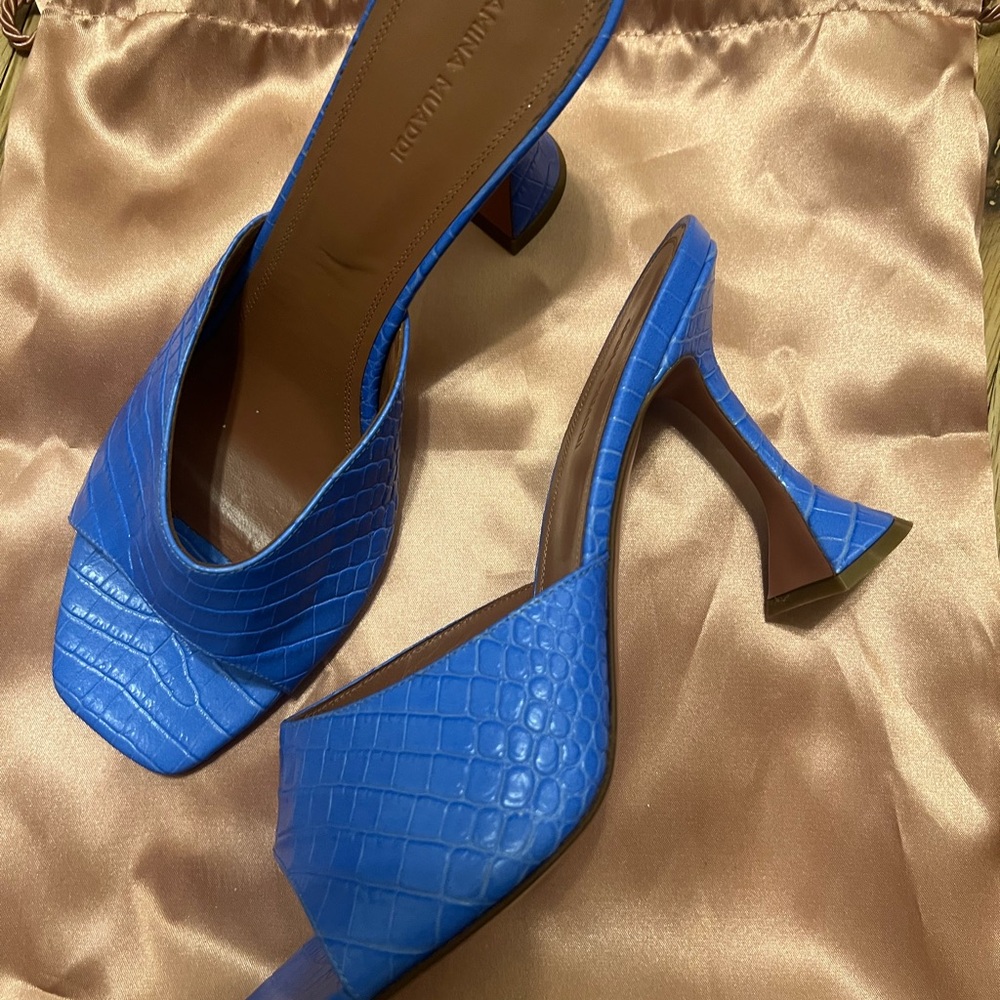Amina Muaddi Lupita Mules